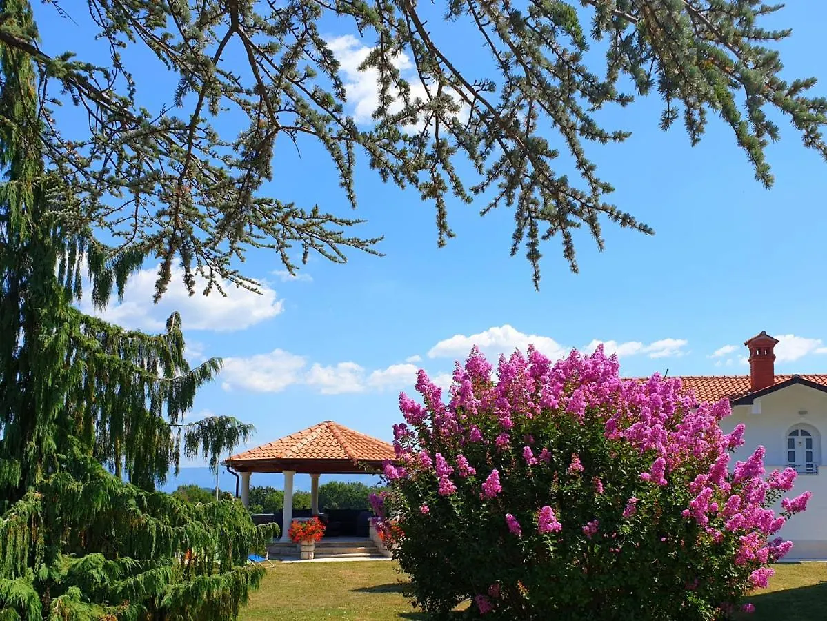 Holiday Apartment Villa Bianca Pazin Croatia